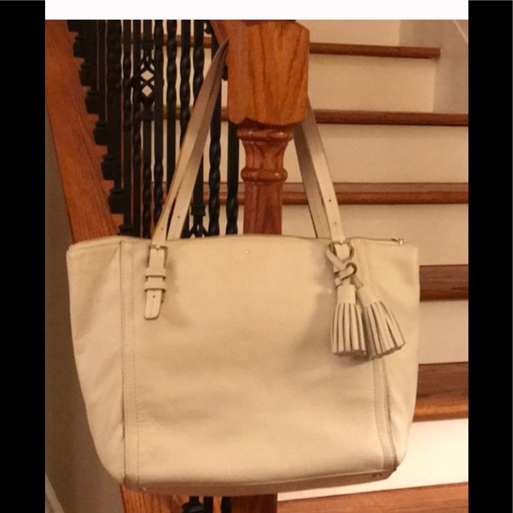 Sale! ♠️Kate Spade Orchard Street Maya bag♠️